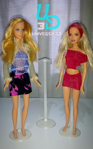 Universo Tresd Barbie and Ken Doll Stands X 5 Units 1