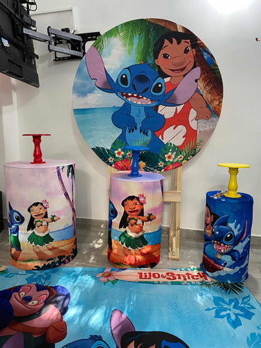 Alquiler De Fondos Y Paneles Para Cumpleaños. Lilo & Sti 1