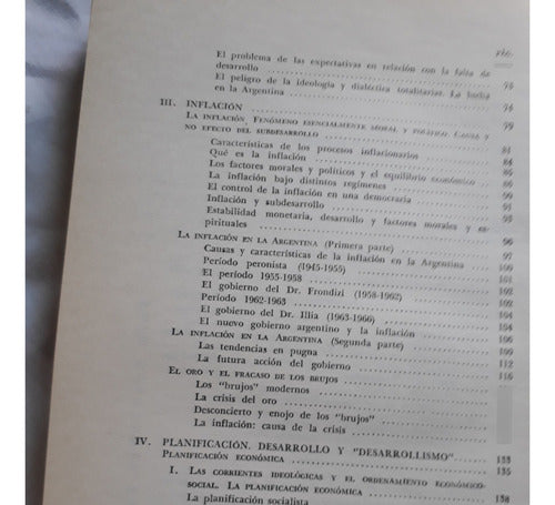 Politica Y Economica En Latinoamerica - Alvaro C. Alsogaray 2