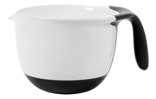 OXO Good Grips 2QT Plastic Batter Mixing Bowl, Blanco 0