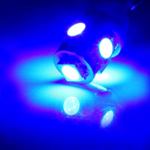 SilverLED Pack of 4 T10 Lamps with 5 SMD 5050 Blue LEDs 1