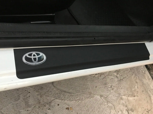 SSP Cubre Zocalos P/ Toyota Etios Accesorio Laminados Lisos 0