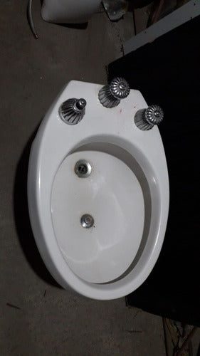 Bidet Olmos Con Griferia 0