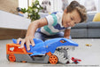 Hot Wheels Shark Trailer Playset - Tow and Transport Cars 4