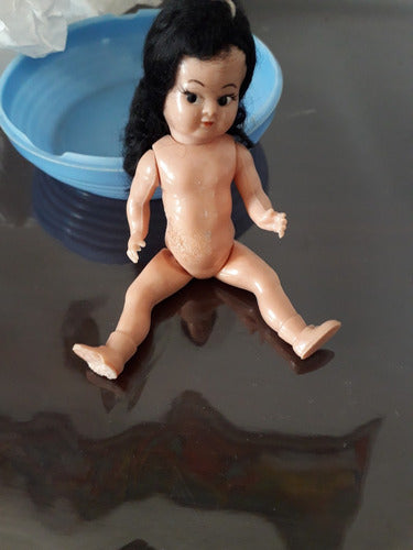 Mini Muñeca Antigua 0