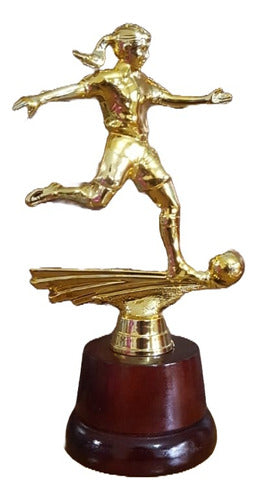 Trofeo Plástico Futbol Femenino Oro 17cm Souvenir Basemadera 0