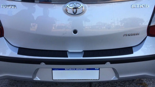 Apoya Pie Descansa Pie Accesorios Toyota Etios 5p 2020 7