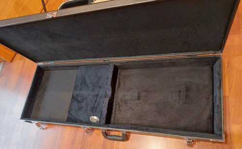 Cahaya Hard Case for Guitar/Bass Liquidation Sale! 1