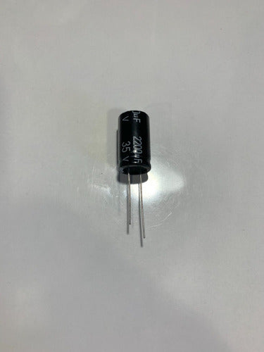 Capacitor Electrolitico 2200uf X 35v 105º 1