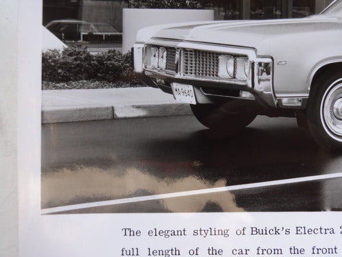 Buick Electra 1969 Coupe Original Advertising Photo 1