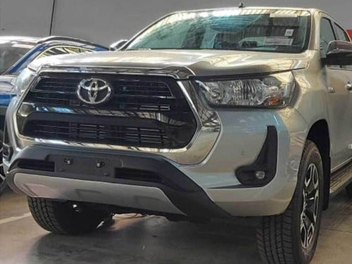 Bumper Defensa Delantero Hilux 2021 Negra Gris 1