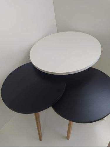 Set of 3 Nordic Round Tables 3