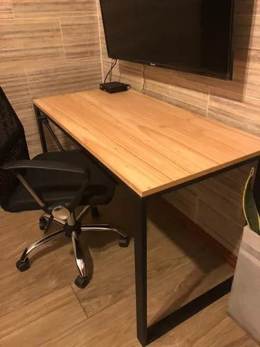 Industrial Style PC Desk for Gamers and Office Use 2