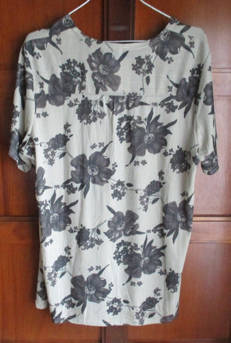 JIA CHENG Blusa, Remera - Talle M/L, Estampada, Nueva 3