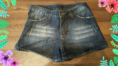 Lot No. 3 of 2 Girls' Shorts and 2 Pants. Ideal for Resale 2