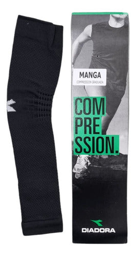 Diadora Compression Sleeve for Volleyball Basketball and Running Unisex 0