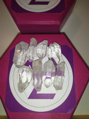 Reiki Box +ser 8 Quartz Crystal Antahkarana Points 8