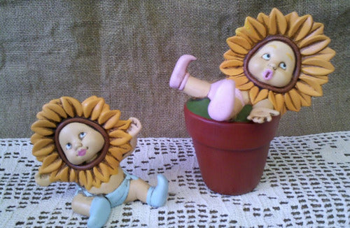 Baby Sunflower in Ceramic 13 cm Tall 3