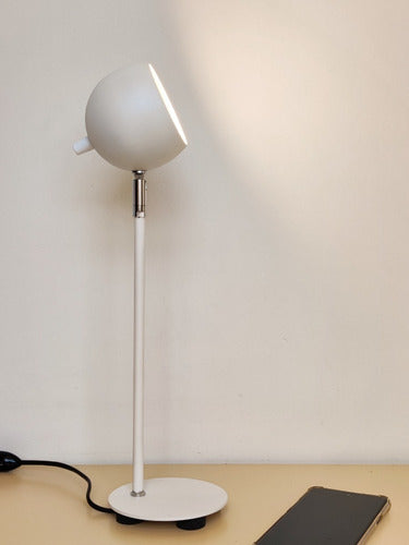 Fabrico LED Desk Reading Lamp 6