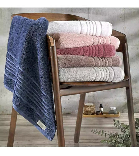 Döhler Rubi Jacquard Bath Towel 90 X 150 1