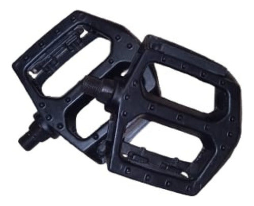 Feimin FP-836 Plastic Pedals (1/2 Thread) DMORE Bikes 1