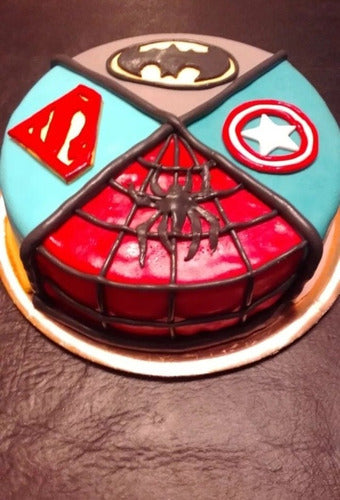 Themed Cakes. Superheroes 1
