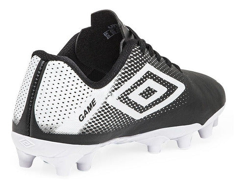 Umbro Kids Soccer Cleats for Natural Grass - Junior Football Boots with PVC Studs 16