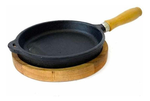 Iron Provoleta Pan with Wooden Handle 0