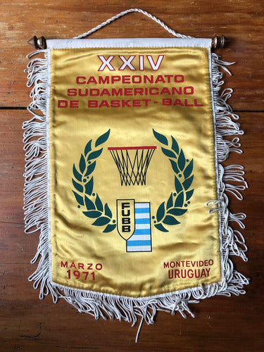 Antiguo Banderin Campeonato Sudamericano Basketball 1971 0