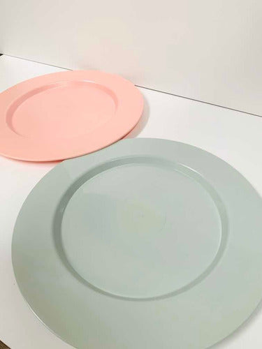 Plastic Charger Plate - Ideal for Events 4