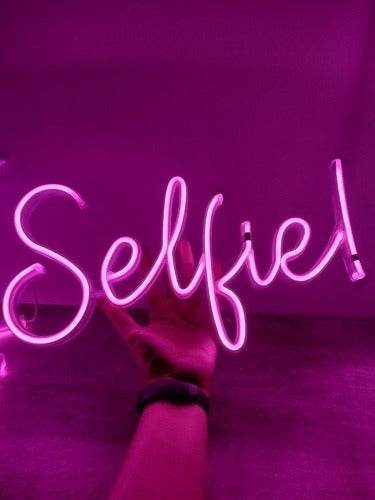 LED Neon Selfie Sign 1