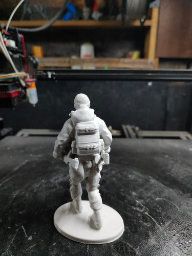 Russian Soldiers, 1/32 Scale, White Color 4