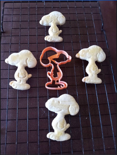 Snoopy Cookie Cutter 1