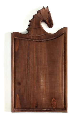 Tienda Cameli Wooden Horse-Shaped Cutting Board 0