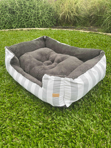 Happy Pets Cama Moises Corderito Extra Suave - Para Perros Medianos 1