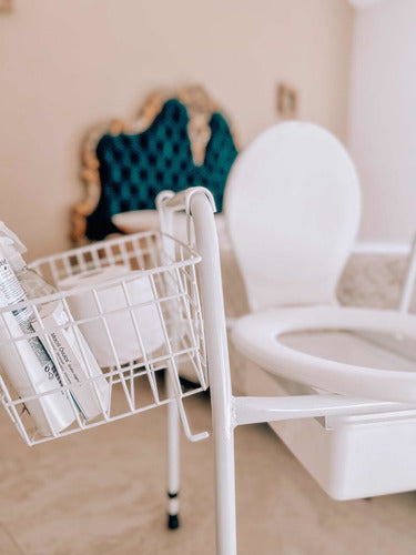 Elderly Toilet Riser + Portable Supplement Basket 1