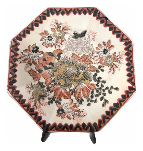 Impeccable Imperial Chinese Octagonal Decorative Plate 0