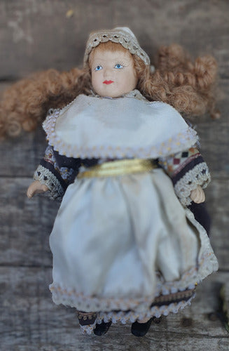 Muñeca De Porcelana 0