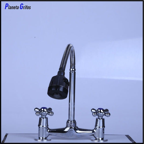 Planeta Grifo's Double Command Kitchen Faucet with Extensible Sprayer 3