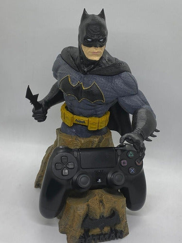 3D Printed Batman Joystick and Cellphone Stand 4