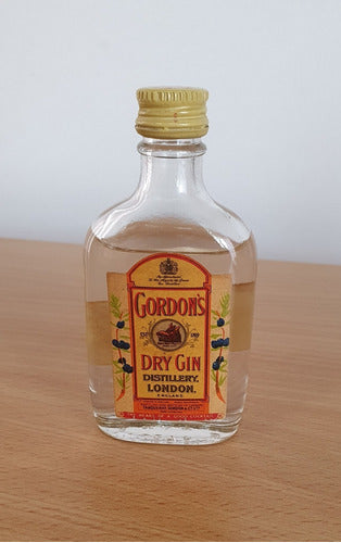 Botella Decorativa Gordon's Gin 0