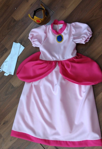 Princess Peach Costume (Super Mario Bros) 4