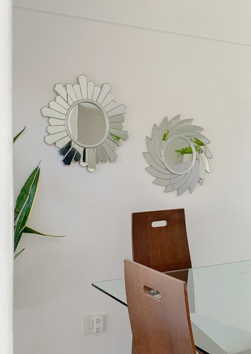 Modern Elegant Decorative Circular Wall Mirror for Entryway and Living Room 3