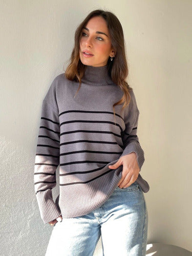 MIRAME Sweater Mediapolera Luana Bremer Rayado Con Tajo 1