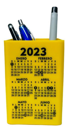 100 Colorful Pen Holders with Logo and 2019 Calendar 29