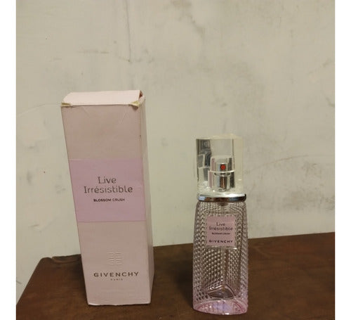 Frasco De Perfume Vacio Givenchy Live Irresistible 30 Ml 0