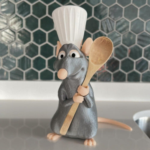 Remy De Ratatouille Portacucharas Con Cuchara De Madera 1