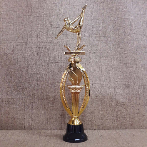 Trofeo Plástico Llama Olímpica Color Gimnasta Danza 36cm 1