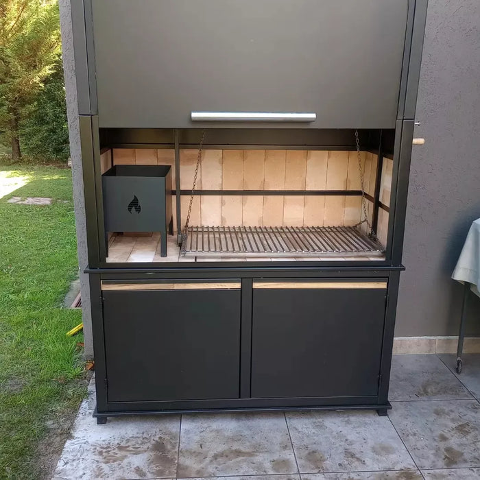 Heavy-Duty Grill 140x0.60x2.00 with Manual Guillotine Door – Floor-Only Firebrick, Durable BBQ