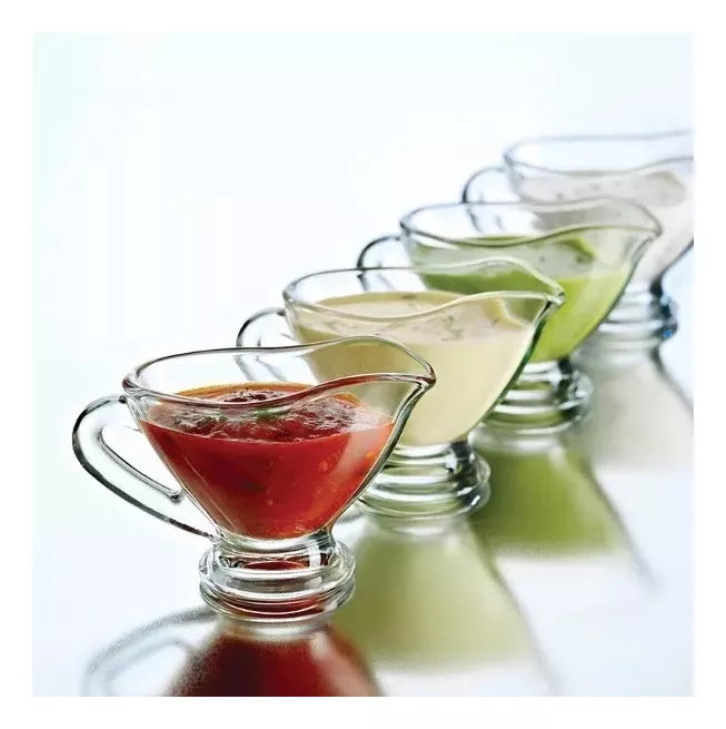 Salsera Multiuso - Versatile Serveware: Clear Glass Sauce Boat for Serving Your Sauces